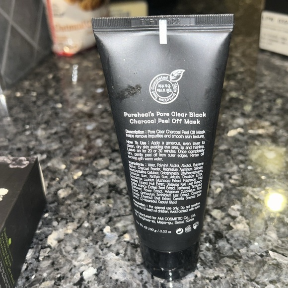 Pure Heals Pore Clear Black Charcoal Peel-Off Face Mask by Nature Village - Picture 4 of 6